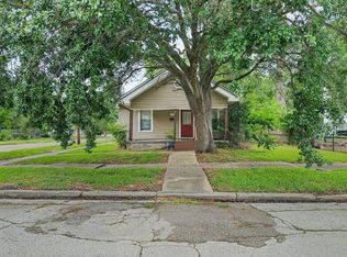 1290 Hazel St, Beaumont, TX 77701