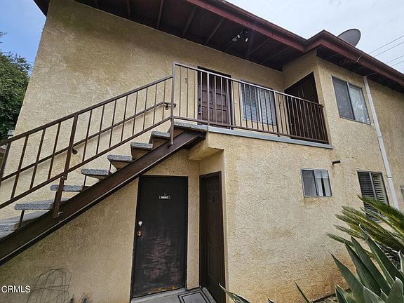 3rd image of 1980 E Villa St APT 1