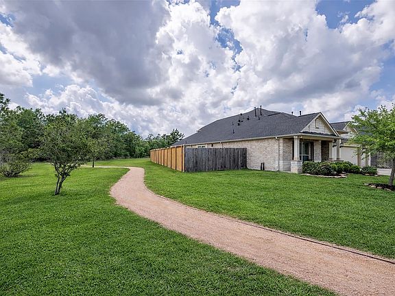 3rd image of 32618 Twilight Gable Ct