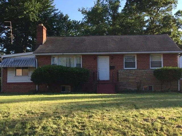 9417 Sheridan St photo 1