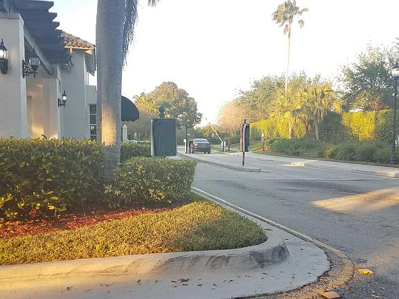 2nd image of 1272 Meadows Blvd