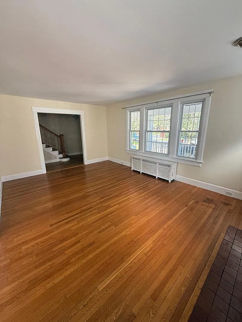 Spacious 5-Bedroom Home for Rent in Dunmore, PA $1,975/Month — Photo 3