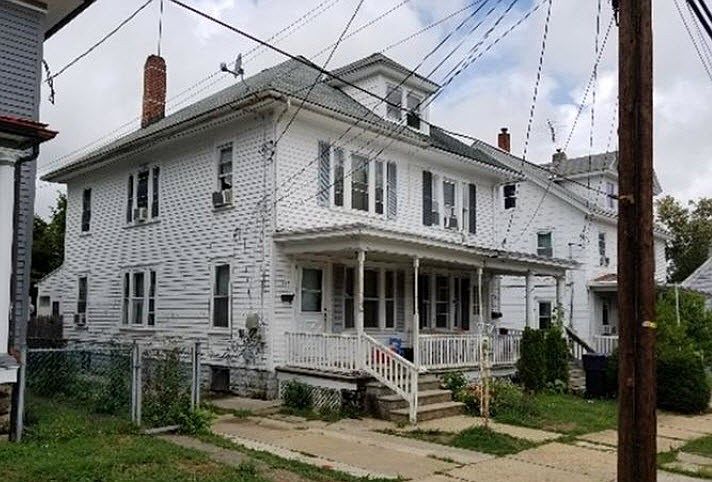 2nd image of 282 Fayette St