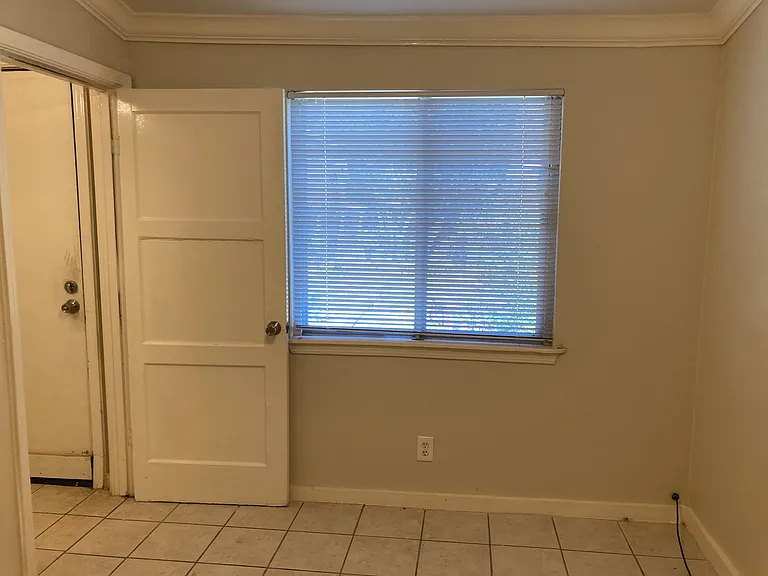 13946 Morgan Ave — Photo 9