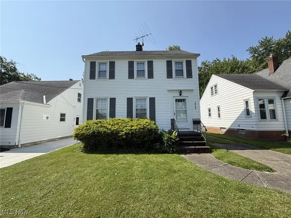 18209 Ponciana Ave, Cleveland, OH 44135