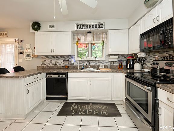 3rd image of 112 Leigh Drive
