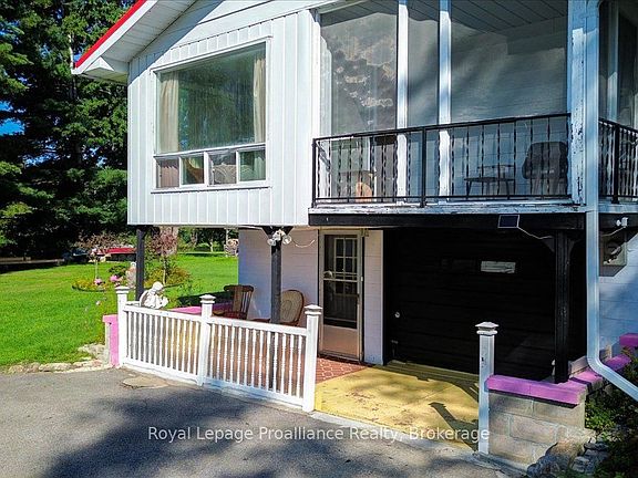3rd image of 87 Cameron St