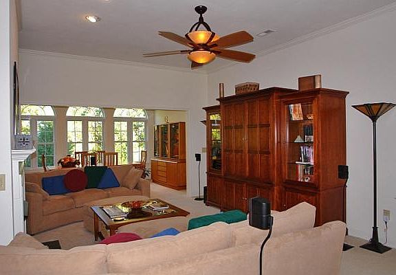 5th image of 5722 Glen Meadow Dr