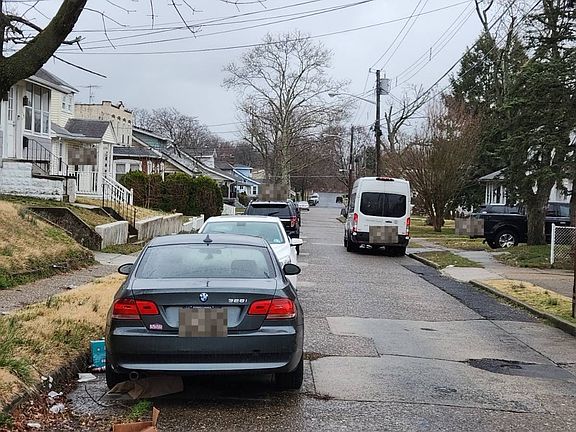 4th image of 2256 42nd St