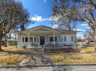 212 Clemens Ave, New Braunfels, TX 78130