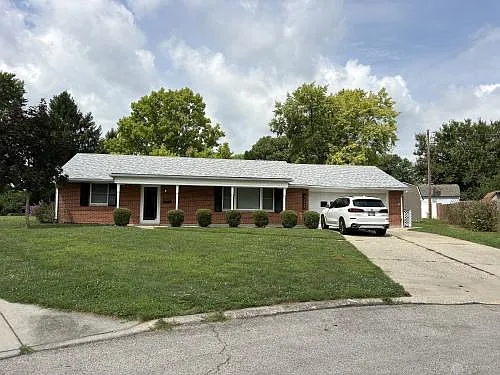 3040 Viewcrest Pl