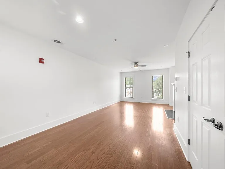 2360 Logan Cir #101 — Photo 13