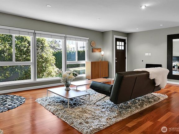 5th image of 9838 NE 14th Street