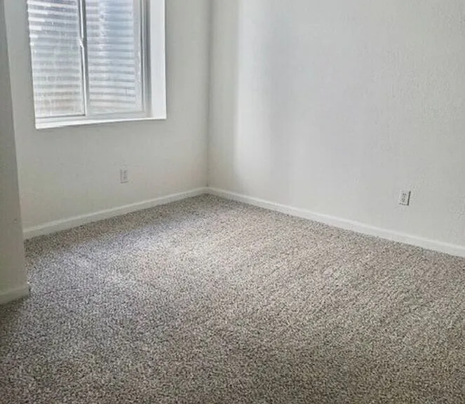 19898 E 40th Pl — Photo 11