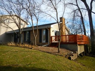 1318 Edgewood Ave N, Golden Valley, MN 55427