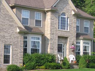 16164 Meredith Ct, Linden, MI