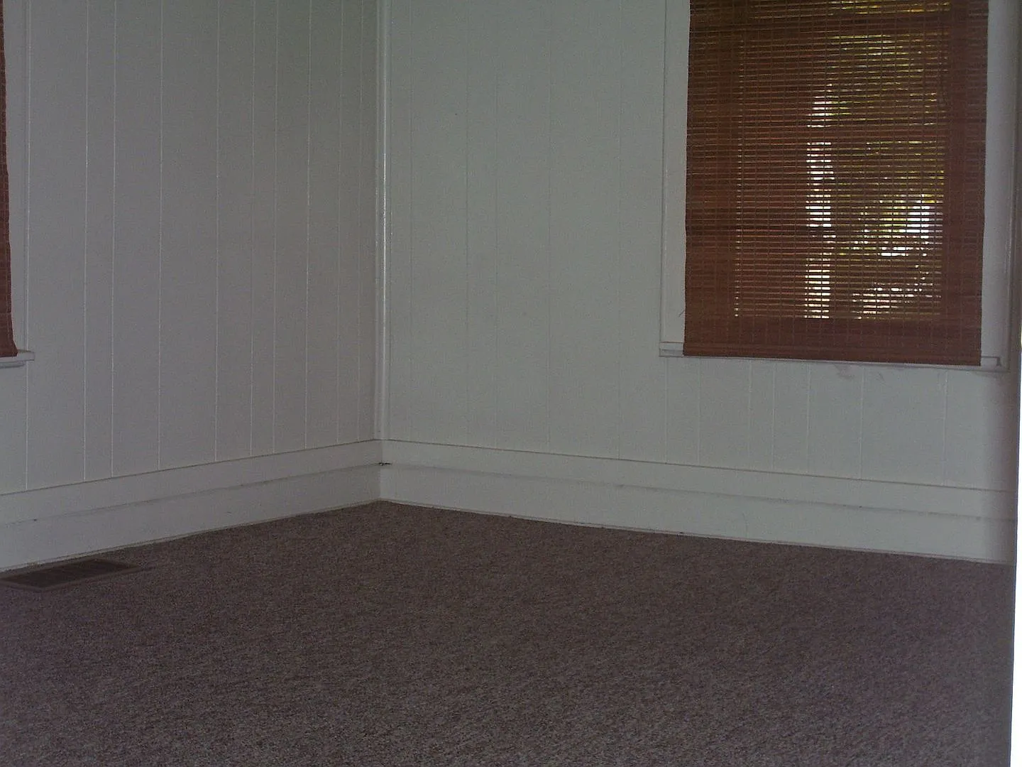 720 S Washington St — Photo 3