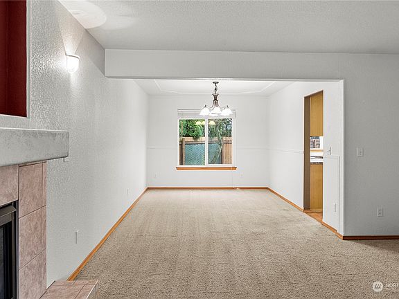 4th image of 4406 9th Ave NW