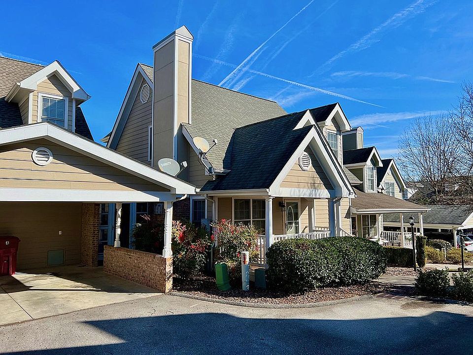1st image of 4 Charleston Ct