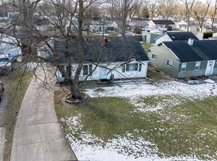 527 Montclair Dr, New Haven, IN 46774