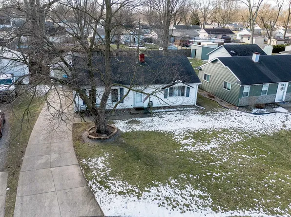 527 Montclair Dr, New Haven, IN 46774