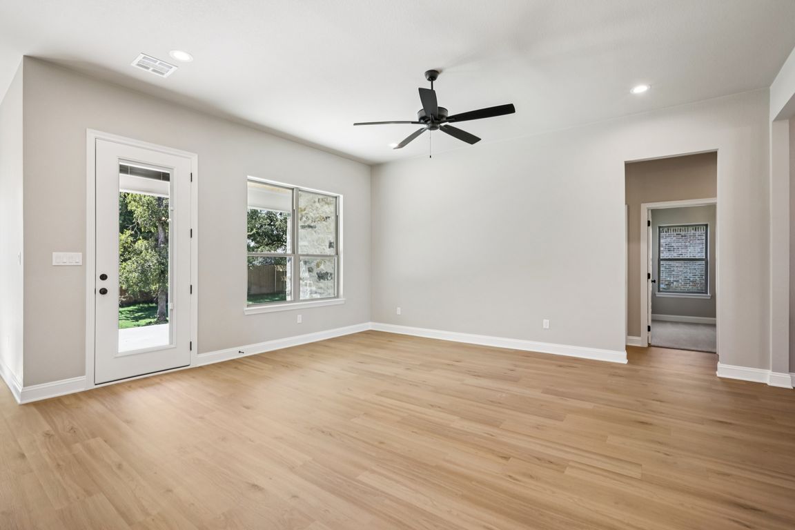 next background image