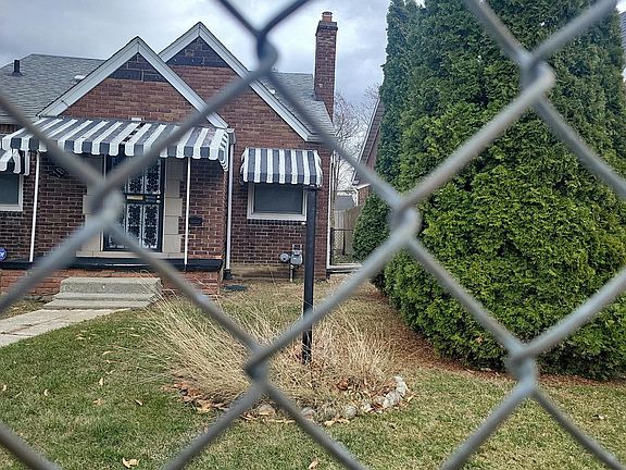 2nd image of 18516 Waltham St