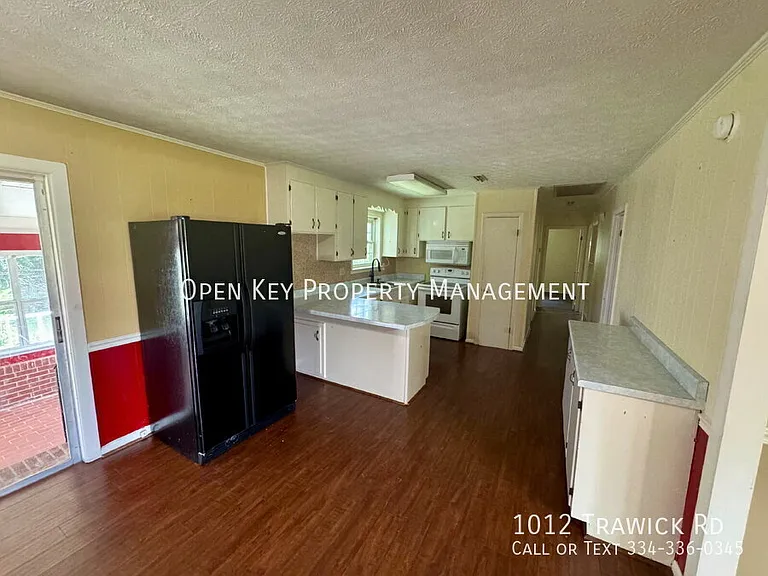 1012 Trawick Rd — Photo 4