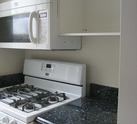 5th image of 6712 Yellowstone Blvd APT F15