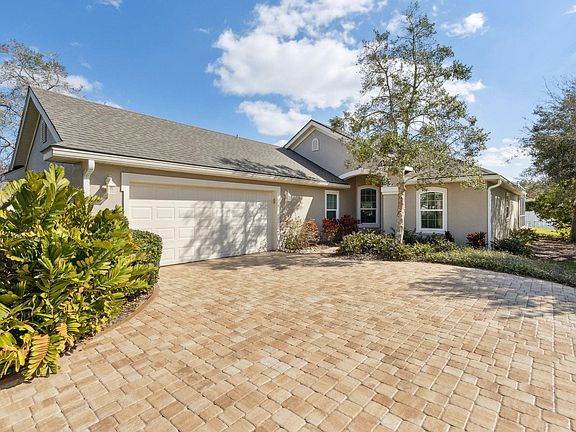 5th image of 415 Ocean Breeze Ln