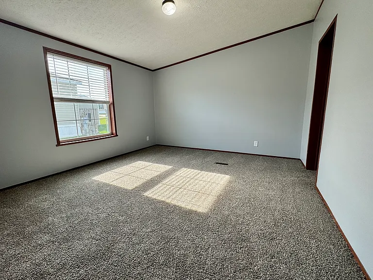 Independence Commons — Photo 18
