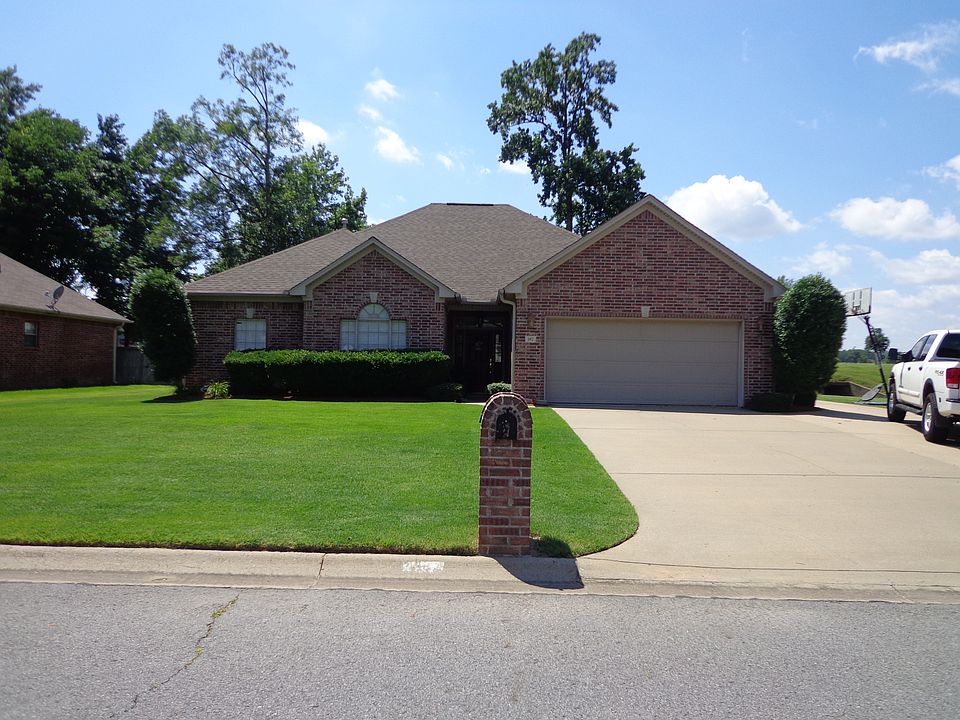 1st image of 187 Deauville Dr