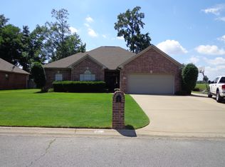 187 Deauville Dr, Maumelle, AR 72113