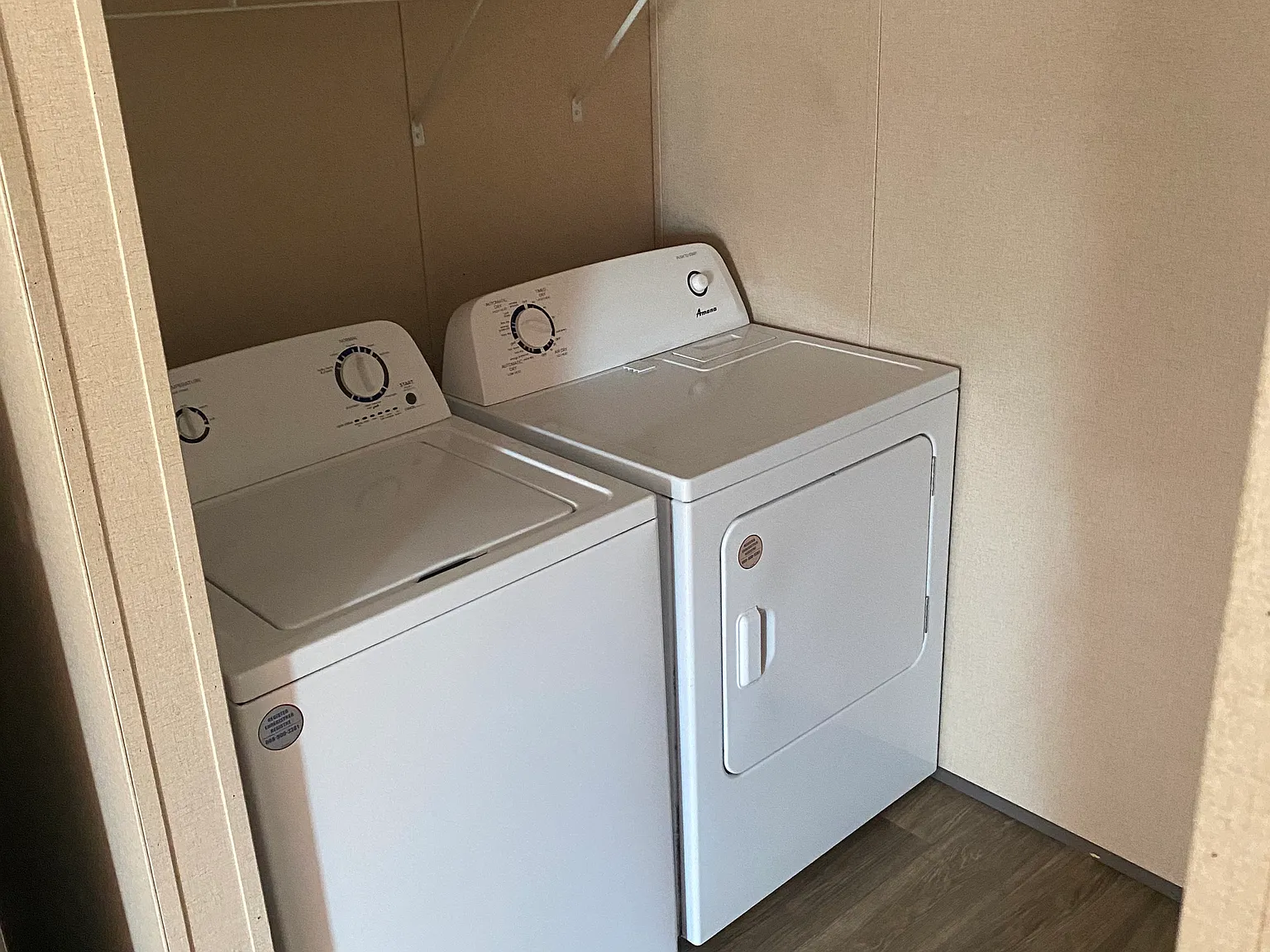 2 bed, 840 sqft, $875 — Photo 3