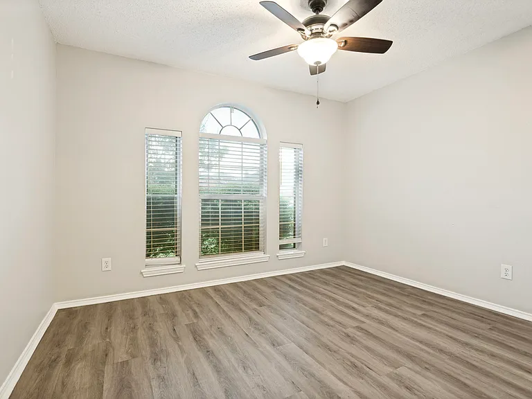 1715 Treasure Cay Dr — Photo 20
