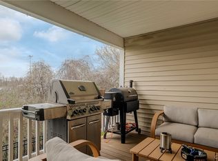 8785 New Country Dr, Cicero, NY 13039