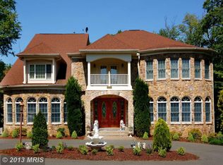 954 Seneca Rd, Great Falls, VA 22066