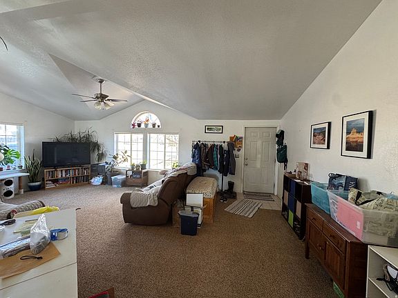 4th image of 445 W Vance Dr