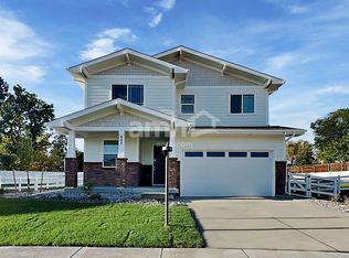 805 S Oak St, Lakewood, CO 80226
