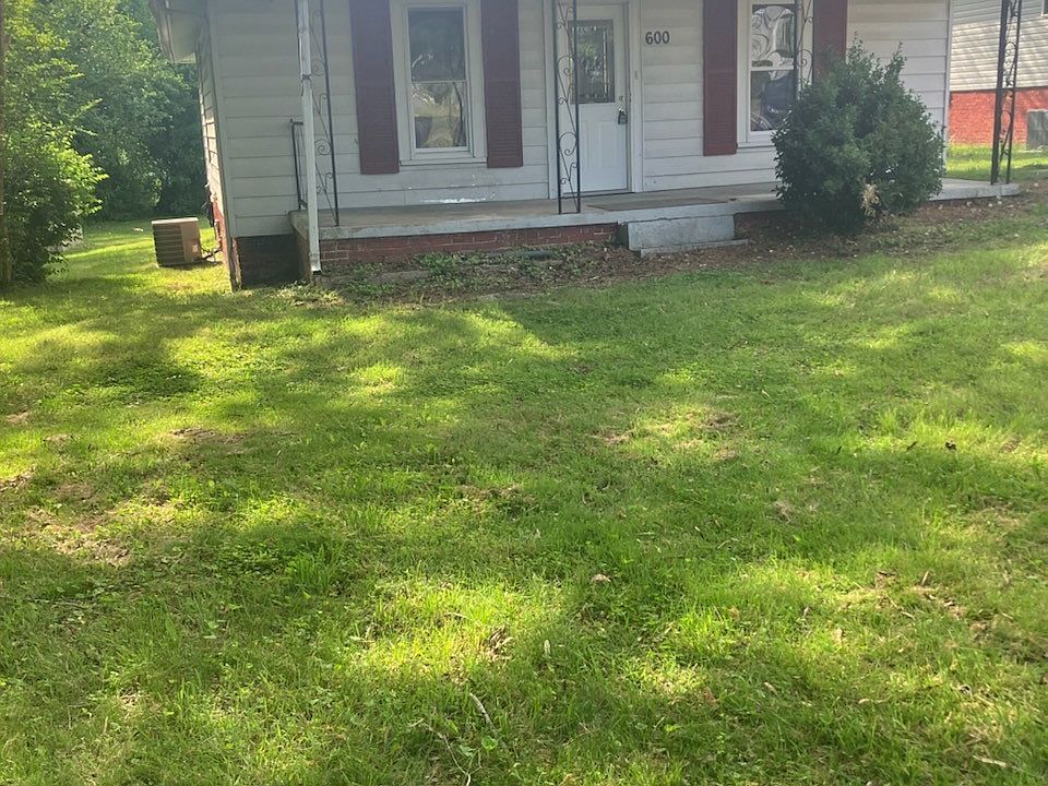 1st image of 600 Bassinger St