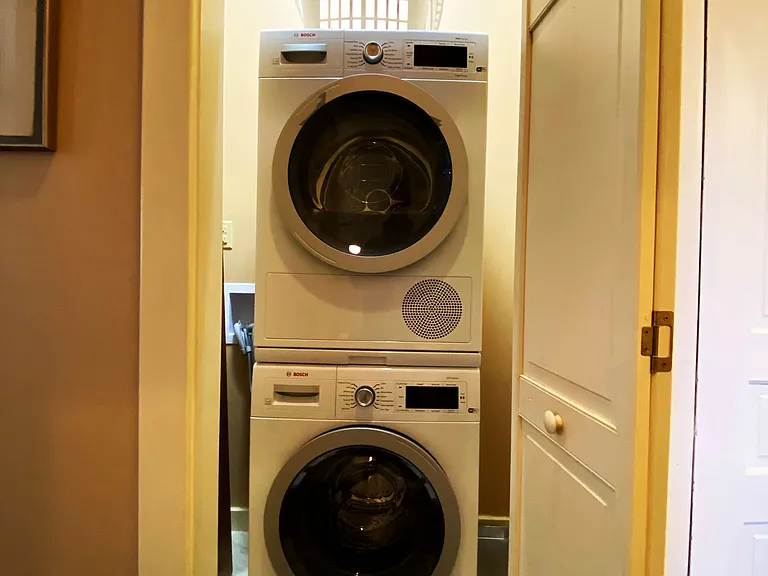 19 E Johnson St #4 — Photo 53