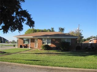 2832 27th Ave N, Texas City, TX 77590