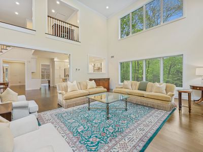 43 Hunting Ridge Road, Greenwich, CT, 06831