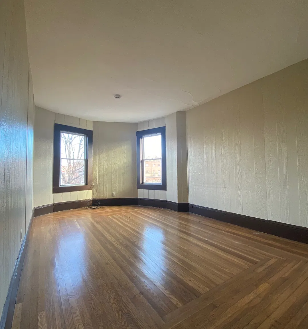 2 bed, 1000 sqft, $1,515 — Photo 4