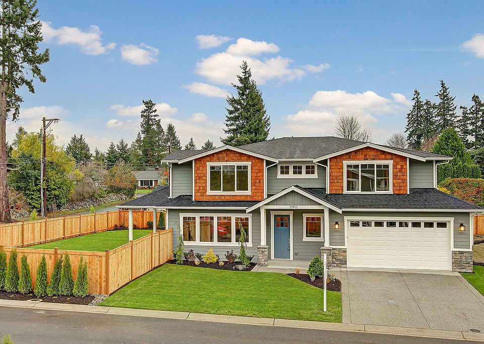 Gorgeous 8,257 sf corner lot