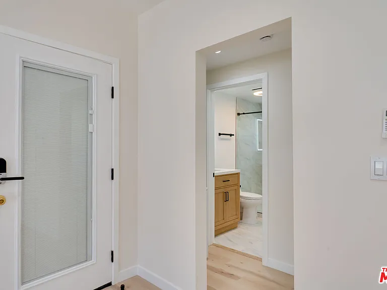 928 N San Vicente Blvd #209 — Photo 6