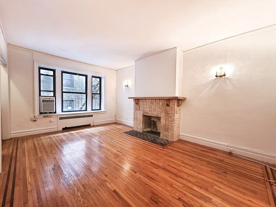 1st image of 22 Grove St APT 4C