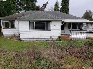 720 Hillcrest Dr, Longview, WA 98632