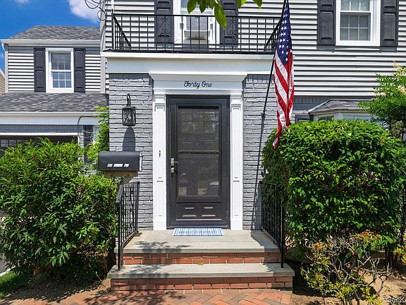 2nd image of 41 Hart Street