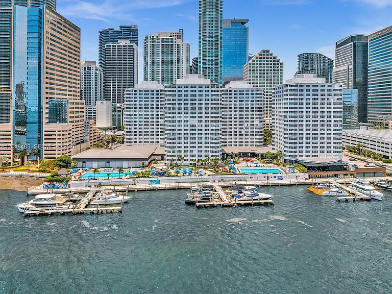825 Brickell Bay Dr #2048 — Photo 50